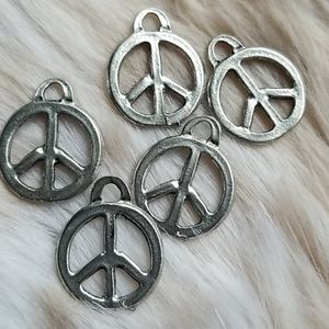 💐Peace Sign Charms - nickel free